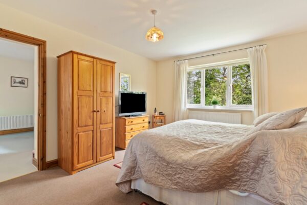 Reginald Close, Hundleton, Pembroke, SA71