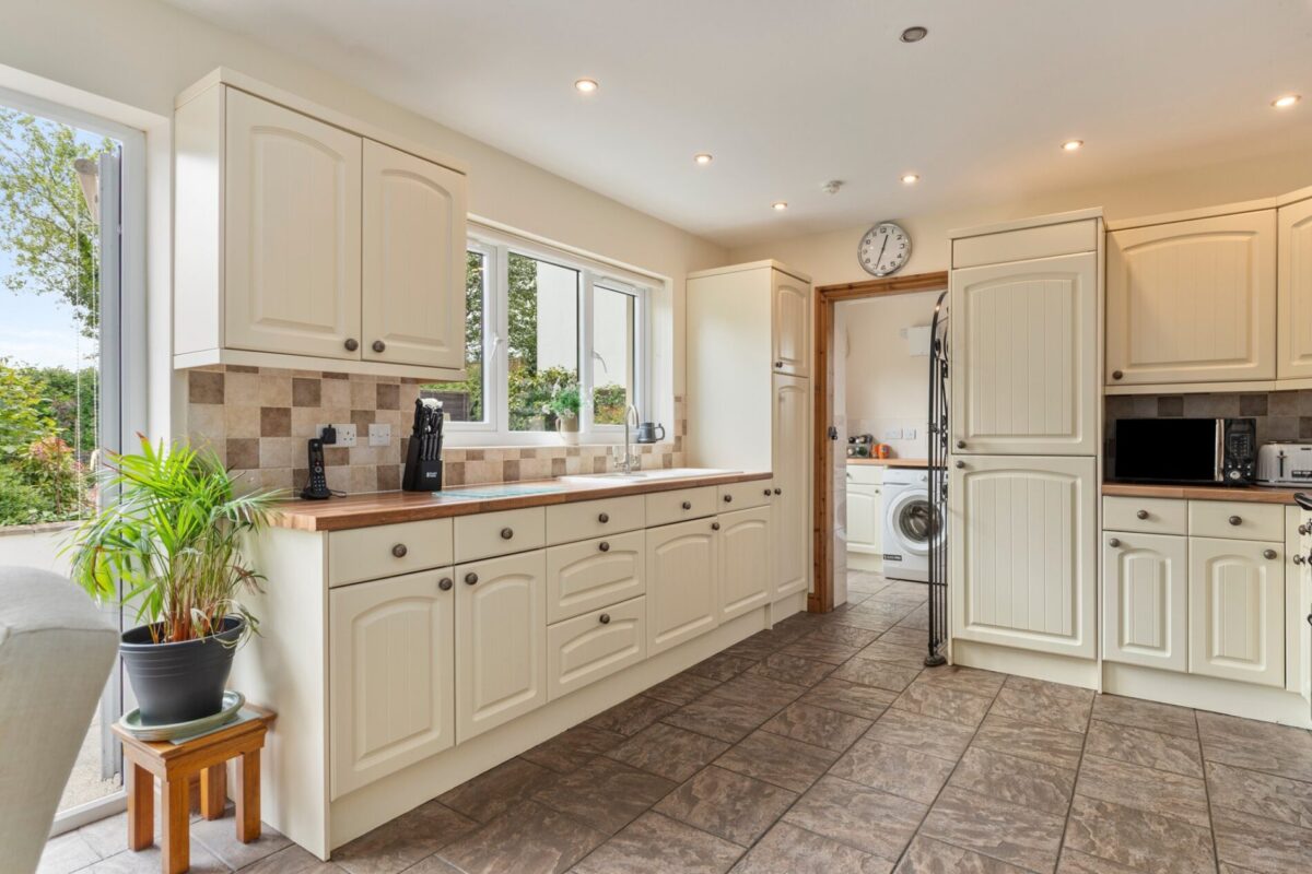 Reginald Close, Hundleton, Pembroke, SA71