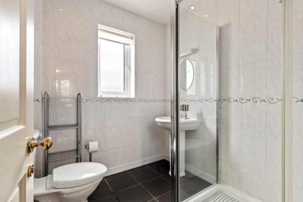 Reginald Close, Hundleton, Pembroke, SA71