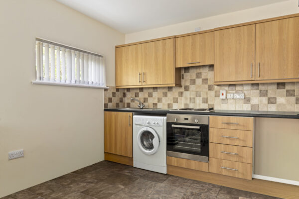 Reginald Close, Hundleton, SA71