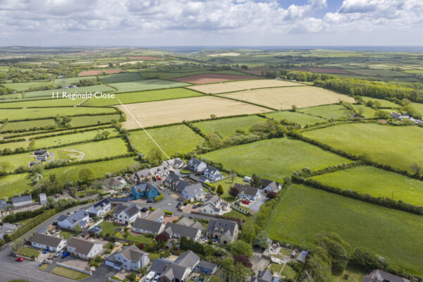 Reginald Close, Hundleton, SA71