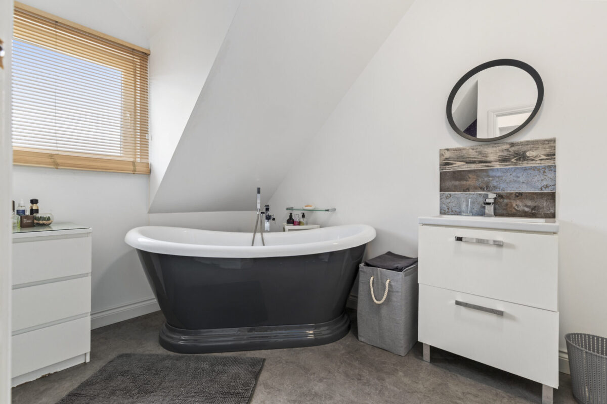 Pointfields Crescent, Hakin, SA73