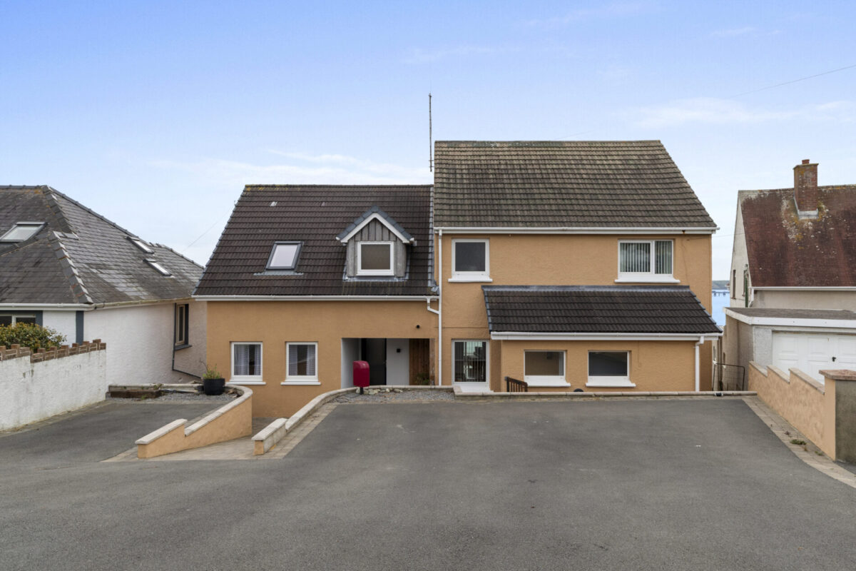 Pointfields Crescent, Hakin, SA73