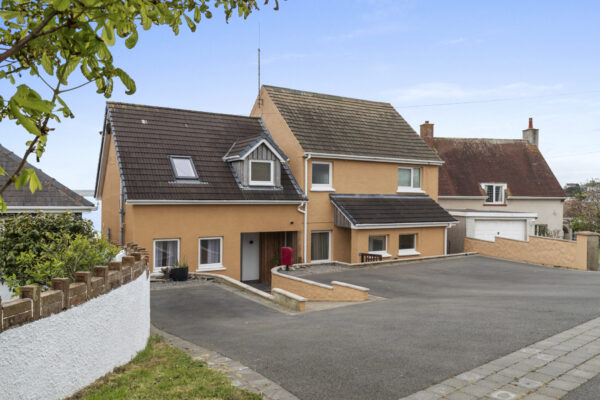 Pointfields Crescent, Hakin, SA73