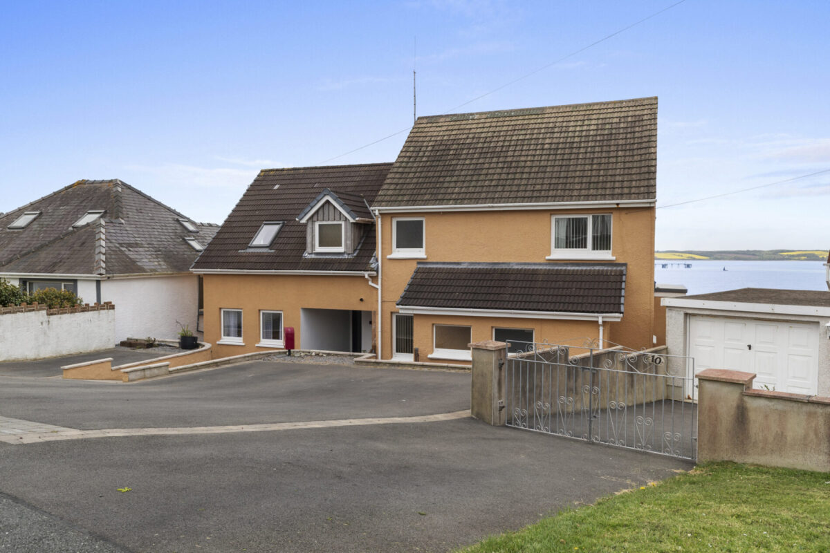 Pointfields Crescent, Hakin, SA73