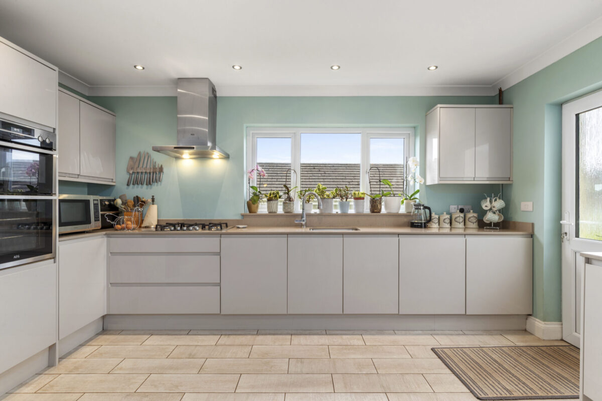 Presely View, Pembroke Dock, SA72