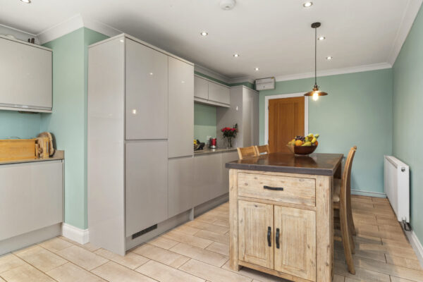 Presely View, Pembroke Dock, SA72