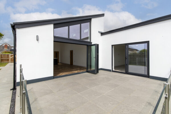 Church Road, Roch, SA62