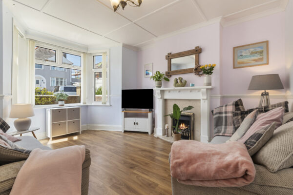 Waterloo Road, Hakin, SA73