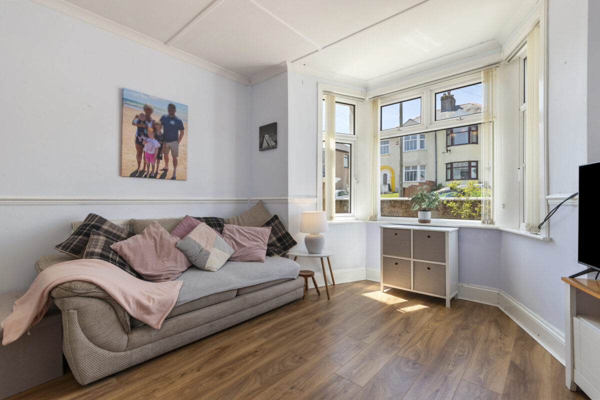 Waterloo Road, Hakin, SA73