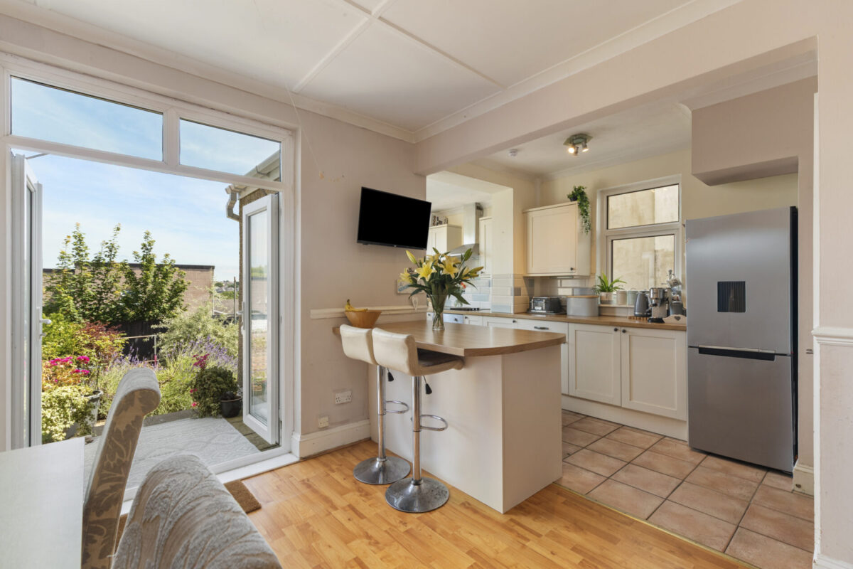 Waterloo Road, Hakin, SA73