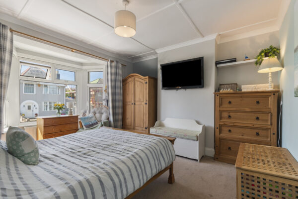 Waterloo Road, Hakin, SA73