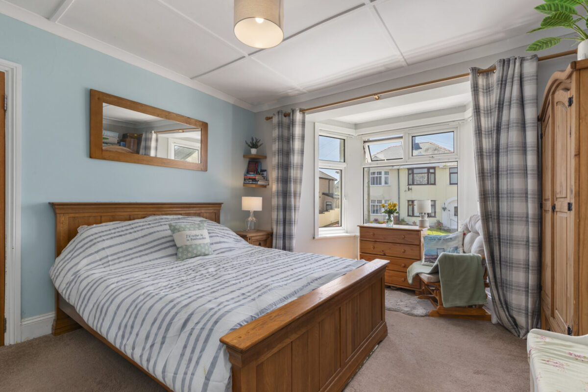 Waterloo Road, Hakin, SA73