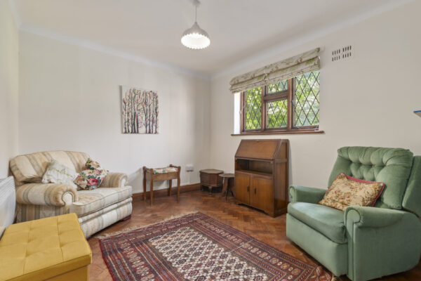 Longsdon, Uzmaston Road, Haverfordwest, SA61 1UA