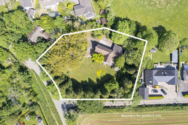 Longsdon, Uzmaston Road, Haverfordwest, SA61 1UA