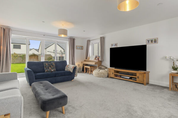 Will Meadows, Freystrop, SA62