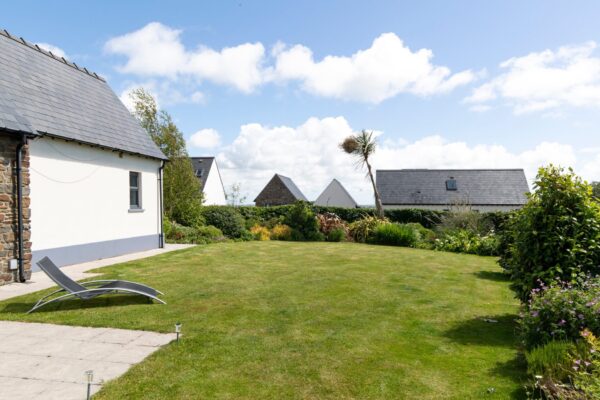 33 Juniper Close, Cuffern, Roch, Haverfordwest, SA62