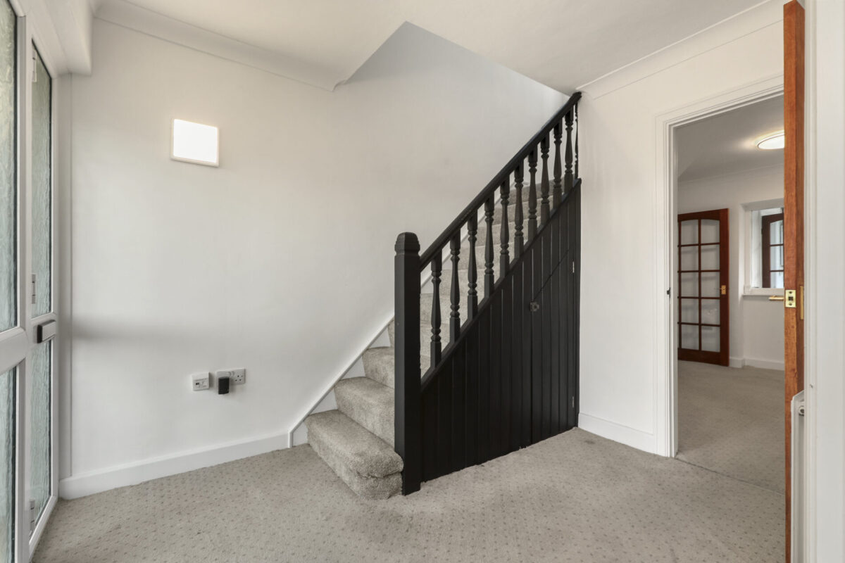 Promenade Drive, Neyland, SA73