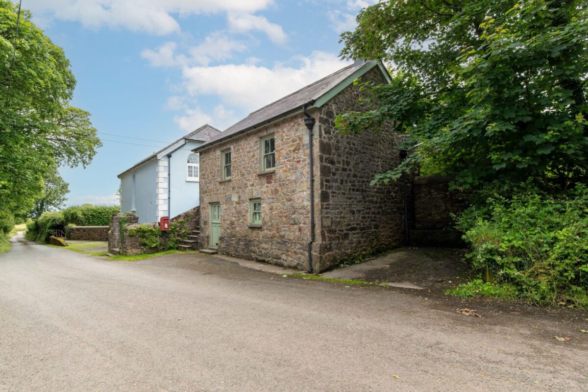 Bwlchgwynt Chapel & Vestry, Bwlchgwynt, Whitland, SA34
