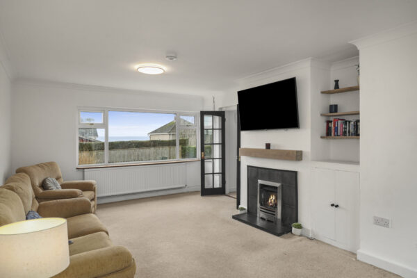 Promenade Drive, Neyland, SA73