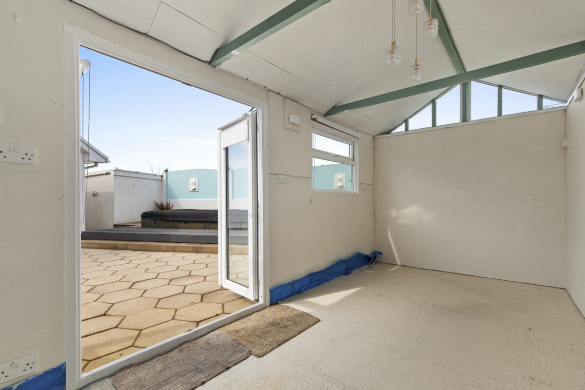 Trewent Hill, Freshwater East, SA71