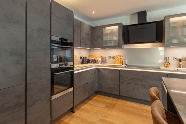 Blackbridge Drive, Milford Haven, SA73