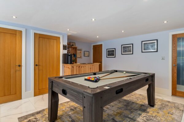 Blackbridge Drive, Milford Haven, SA73