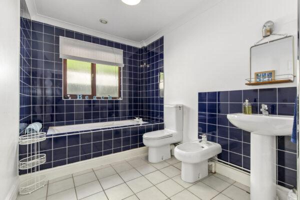 Burton, Milford Haven, SA73