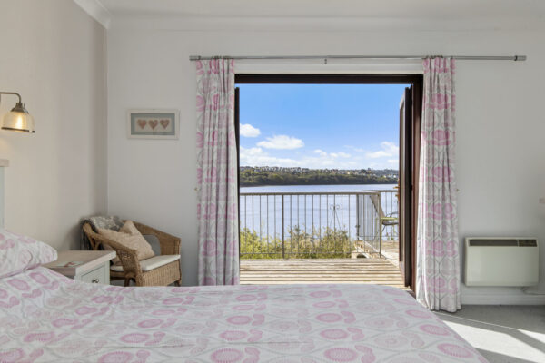 Burton, Milford Haven, SA73