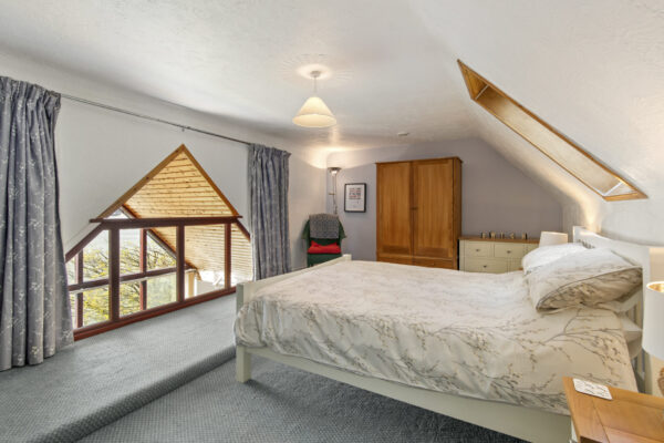 Burton, Milford Haven, SA73