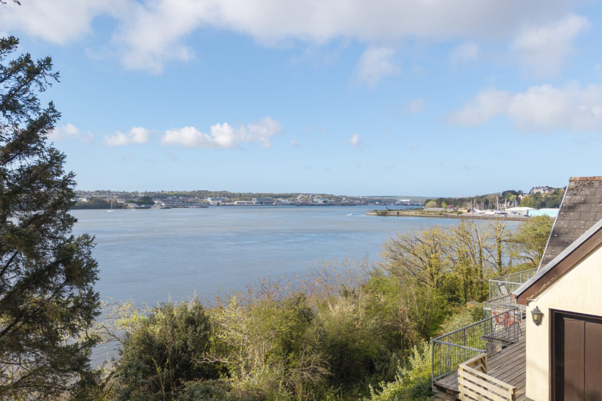 Burton, Milford Haven, SA73