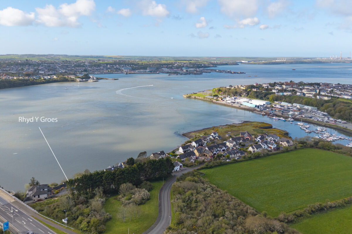 Burton, Milford Haven, SA73