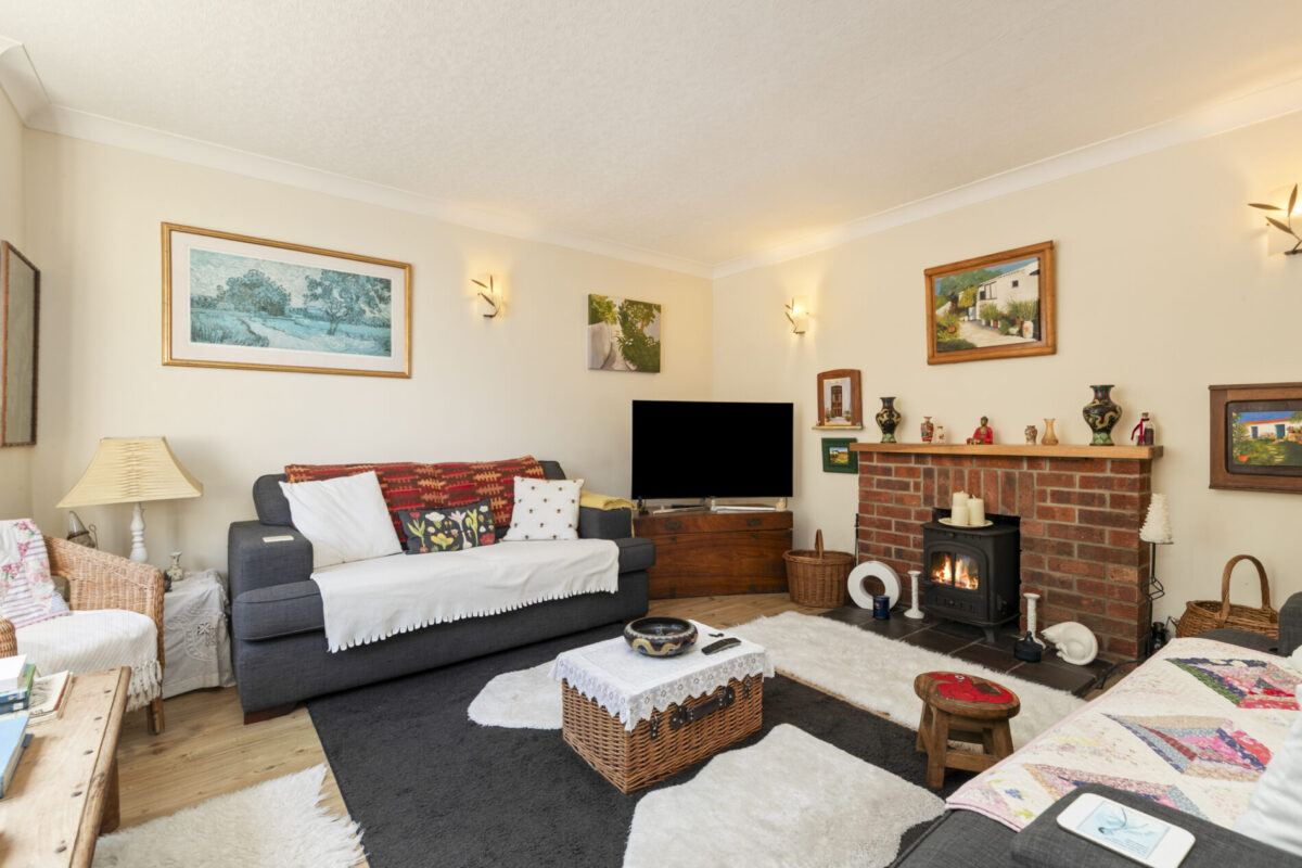 Ffordd Yr Afon, Trefin, SA62