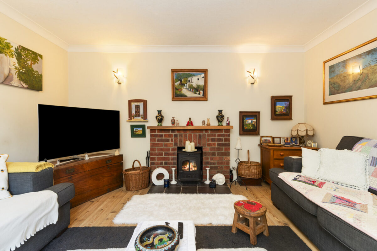 Ffordd Yr Afon, Trefin, SA62