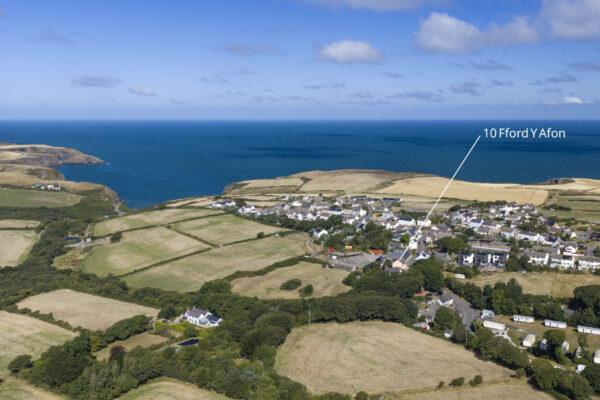 Ffordd Yr Afon, Trefin, SA62