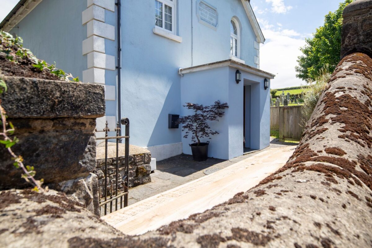 Bwlchgwynt Chapel & Vestry, Bwlchgwynt, Whitland, SA34