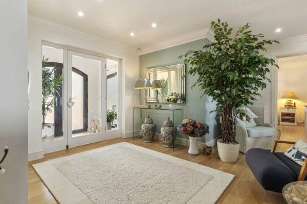 Hill Terrace, Neyland, SA73