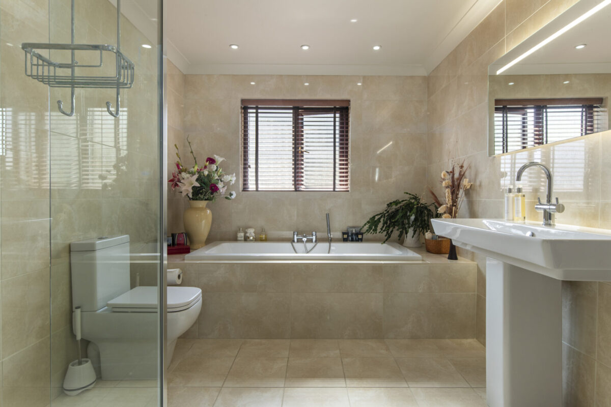 Hill Terrace, Neyland, SA73