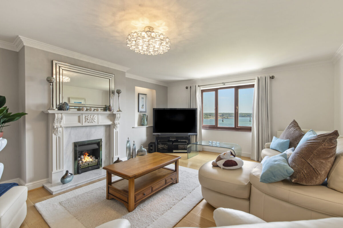 Hill Terrace, Neyland, SA73