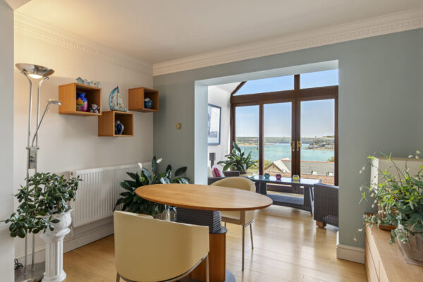 Hill Terrace, Neyland, SA73
