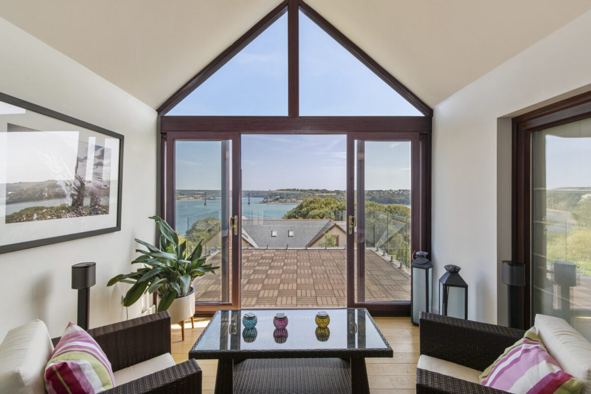 Hill Terrace, Neyland, SA73