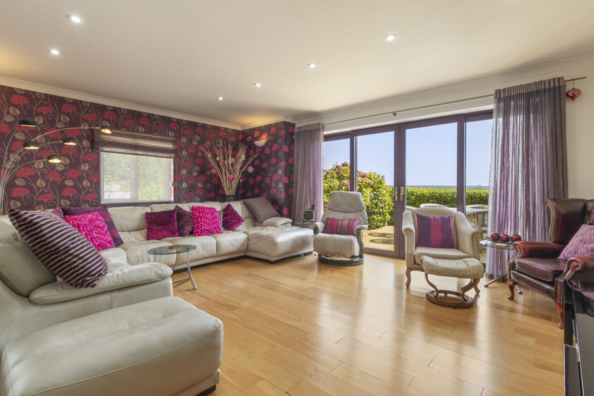 Hill Terrace, Neyland, SA73