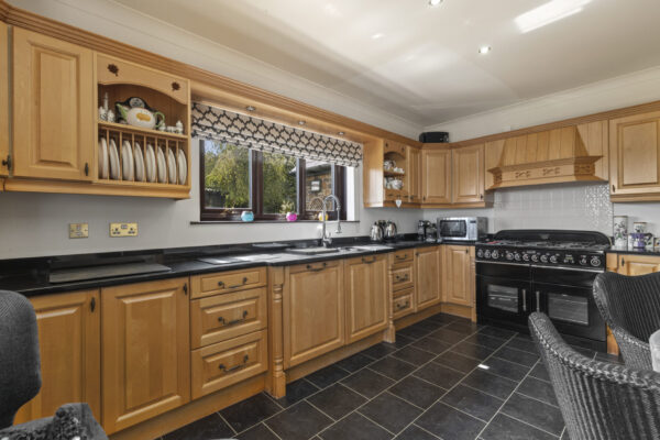 Hill Terrace, Neyland, SA73