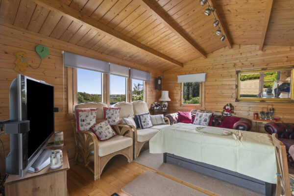Hill Terrace, Neyland, SA73