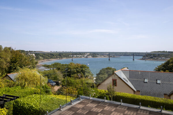 Hill Terrace, Neyland, SA73