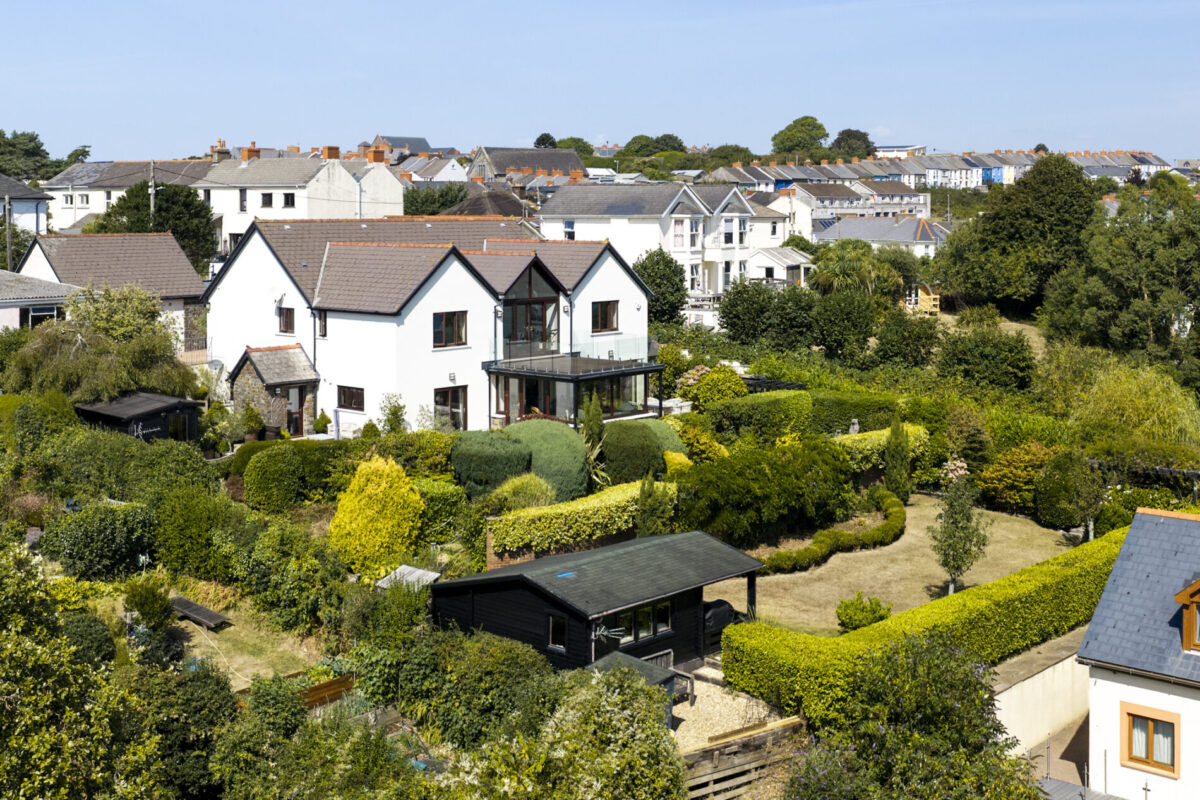 Hill Terrace, Neyland, SA73
