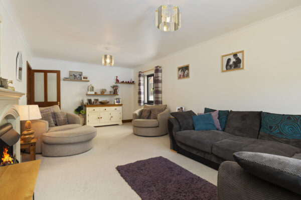 New Road, Hook, SA62
