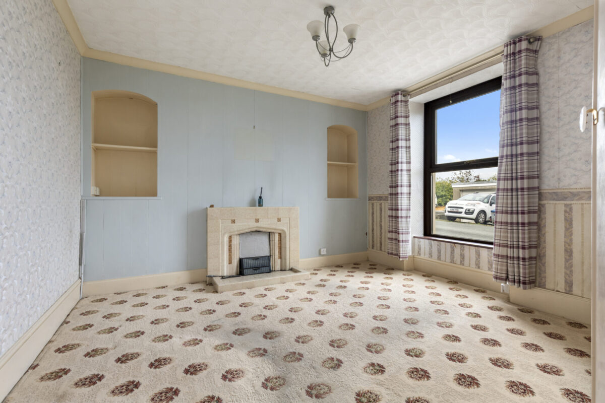 Lawrenny Street, Neyland, SA73