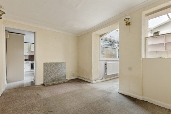 Lawrenny Street, Neyland, SA73