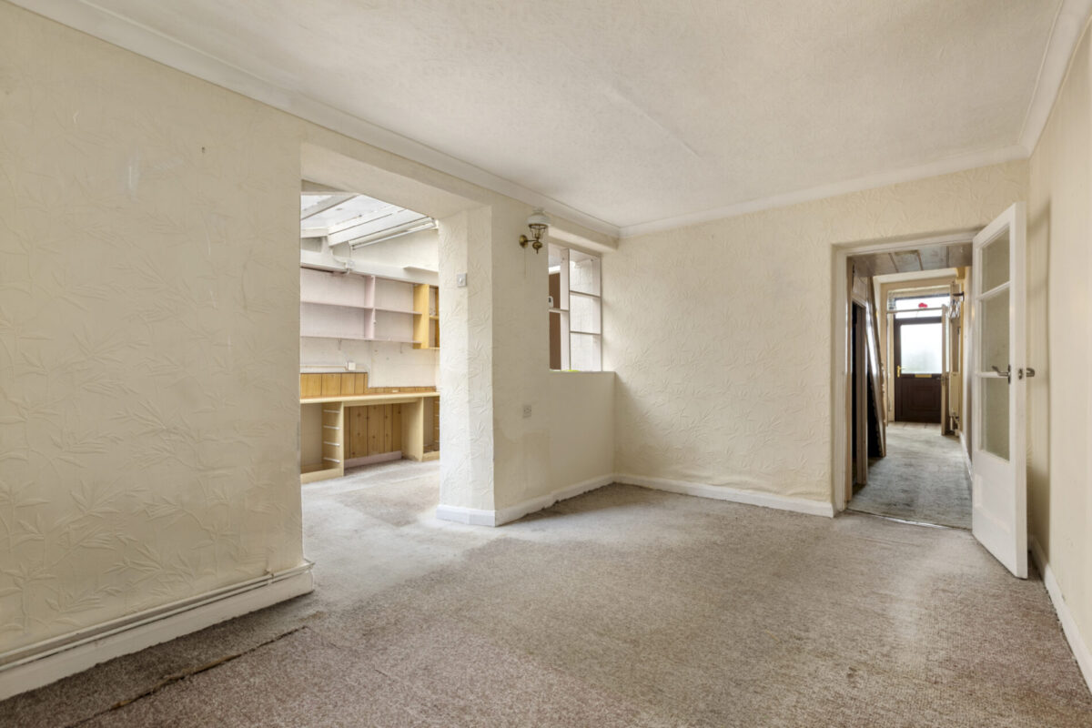 Lawrenny Street, Neyland, SA73